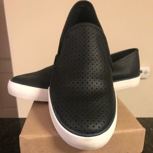 Women’s slip on sperrys
